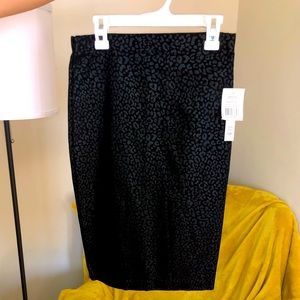 KOHL’S leopard print pencil skirt